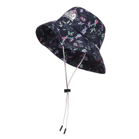 The North Face Accessories - NWT The North Face International Women’s Day Recycled Brimmer Hat